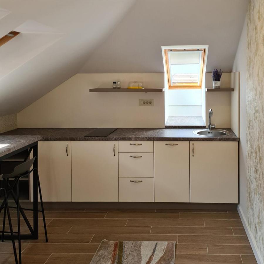 Kondor Apartmani Vrnjačka Banja Esterno foto
